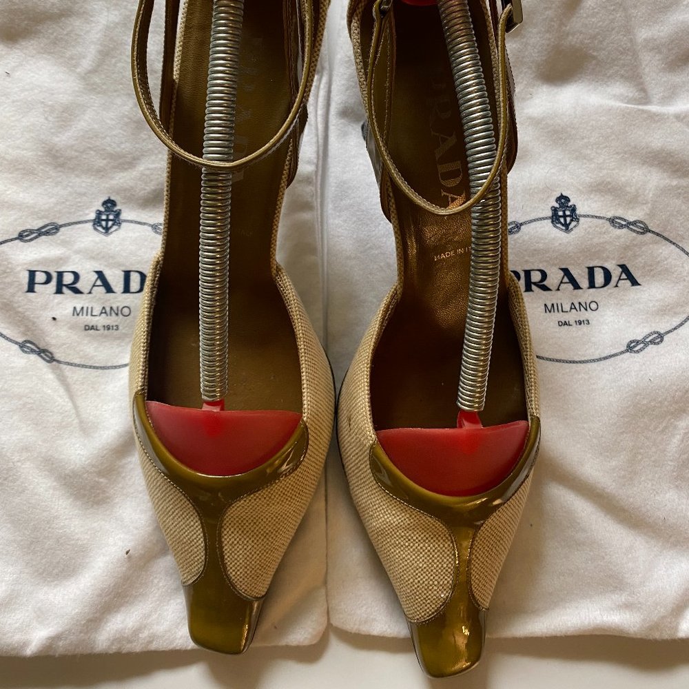 Prada - Vintage (late 80's) Kitten Heels